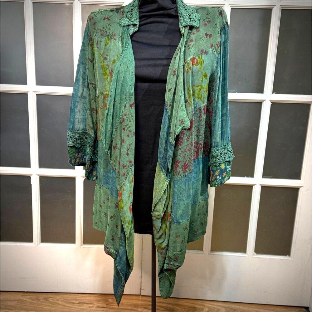 Young Threads Patchwork Kimono Shrug Jacket Green Floral Lace Boho Lagenlook L